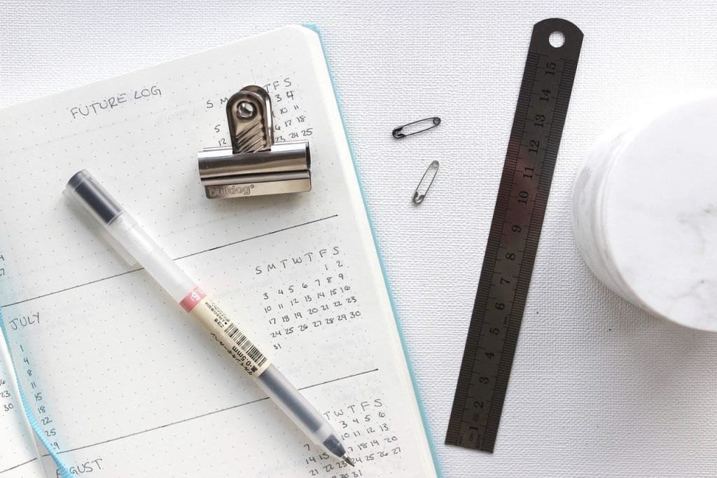 calendar, pen, paper-2559888.jpg